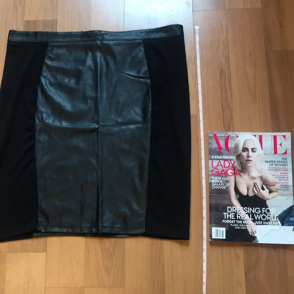 H&M Faux Leather Pencil skirt